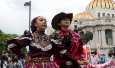 Denuncia cultural contra la represión estudiantil