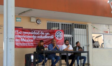Antorcha llama a estudiantes de Querétaro a organizarse y luchar