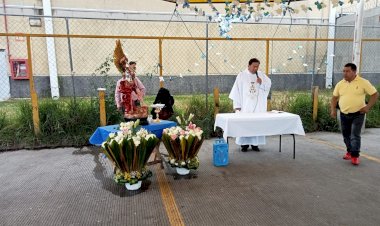 Comerciantes antorchistas festejan a San Miguel del Milagro