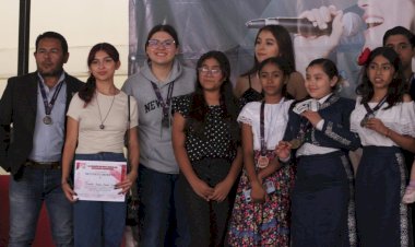 Realizan con éxito IV Concurso Estatal de canto en Maravatío