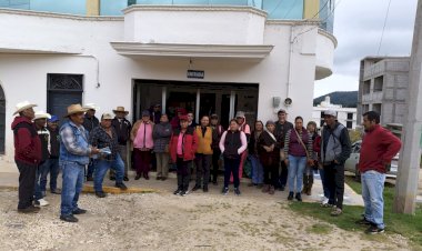 Antorchistas exigen soluciones a CFE en Mixteca oaxaqueña