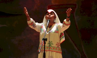 La poesía reúne al pueblo trabajador en Tepic