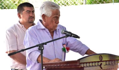 Entrega Antorcha obras en Olomatlán