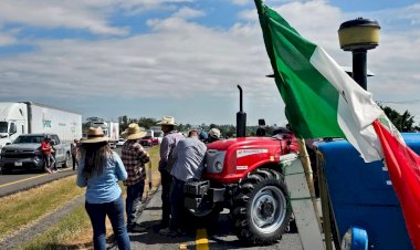 4T protege a industriales del maíz, acusa Antorcha en Colima