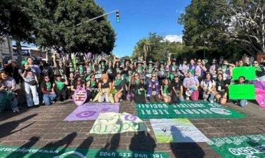 Jerónimo Gurrola GraveLlama Antorcha a no politizar debate sobre aborto en Querétaro