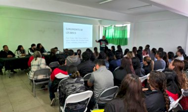 La escuela te extraña: una estrategia vacía de la 4T