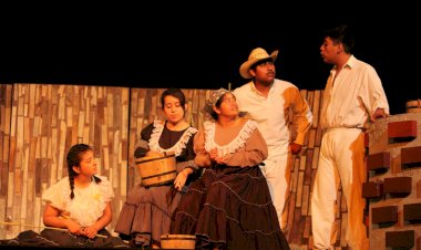 Aquí Antígona se presenta sin boleto