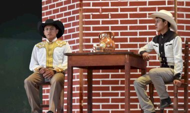 Huitzilan impulsa el teatro, porque libera al hombre