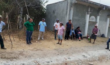 Abren brecha en el acceso principal a la colonia El Paraíso