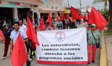 Comentarios sobre la entrega del pliego petitorio en Loreto