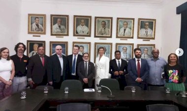 Brasil Acosta, antorchista y doctor en Economía, participa en la 